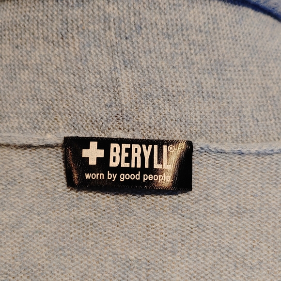 Beryll 100% Cashmere Light Blue Cardigan Sweater Size OS USA Made - Picture 5 of 9